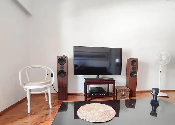 With Homegym, Next To The Main Appartamento Rhodes City